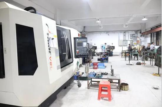 Aggiungi rivestimento in pollici Stampi speciali Eiettori per sformatura