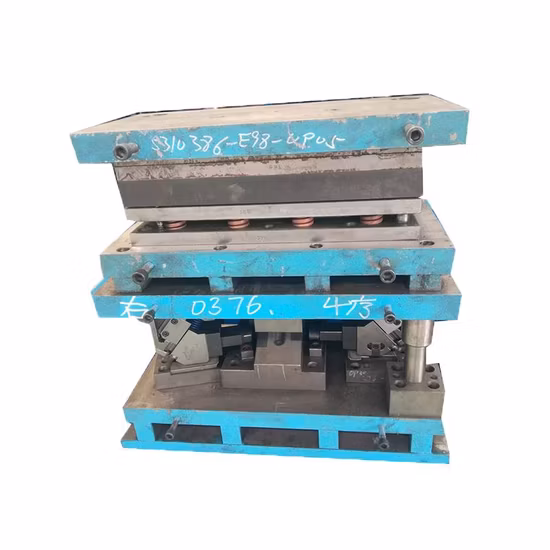 Stampo per stampi progressivi